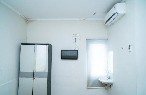 Pagedangan Hotel | 77 Guest House Serpong Mitra RedDoorz