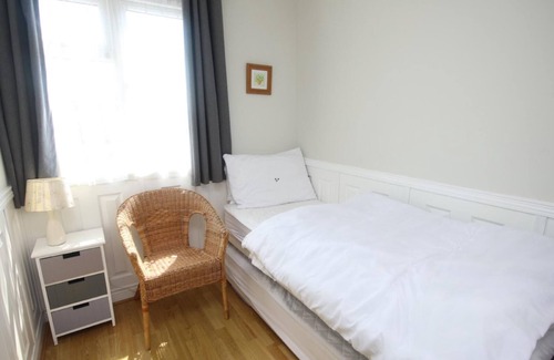 Earnley Ski Chalet | 7A Medmerry Park 2 Bedroom Chalet