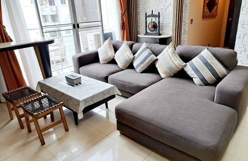 Khlong Toei Nuea Apartment | 7B - 5 Bedroom Downtown Penthouse with shared Pool