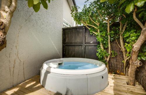 Bluff Hill House | 7th Heaven - Bluff Hill, Napier