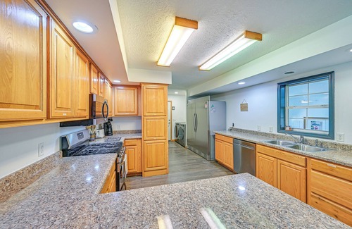 Bridgman House | 8-Acre Bridgman Oasis: Pool, Hot Tub & Game Room