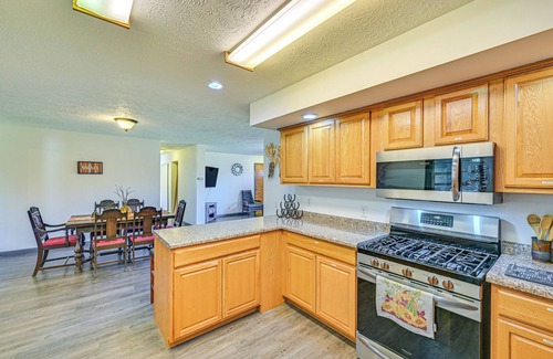 Bridgman House | 8-Acre Bridgman Oasis: Pool, Hot Tub & Game Room