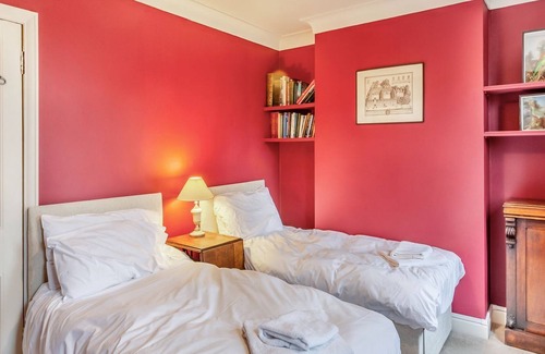 Tadcaster Cottage | 8 bedroom accommodation in Wighill, near York