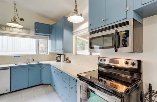 Highland Park House | 8 Mi to Downtown Seatlle: Pet-Friendly Home