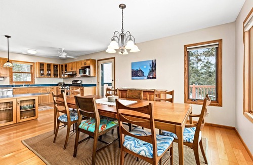 Tofte Cabin | 8 Min to Lutsen MTN/Game Garage/King Beds/Views