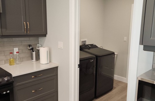 Goderich House | 8 Minutes to Huron Sand Beaches. Prettiest Town Goderichn