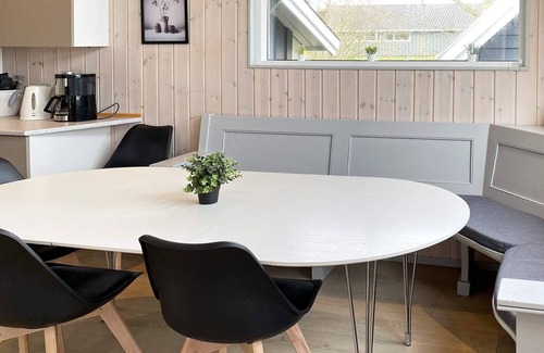 Hvidbjerg Strand House | 8 person holiday home in Børkop-By Traum