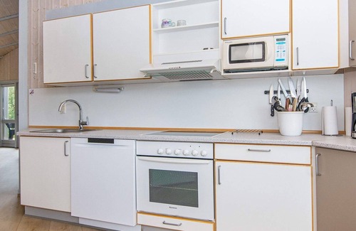 Hvidbjerg Strand House | 8 person holiday home in Børkop-By Traum