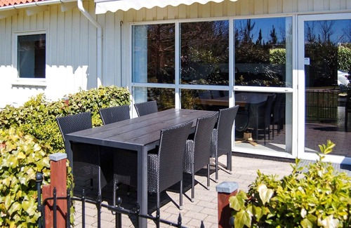Jegum House | 8 person holiday home in Oksbøl