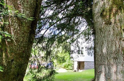 Lyngdal House | 8 person holiday home in Kvås