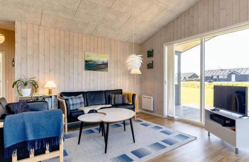 Grønhøj House | 8 person holiday home in Løkken-By Traum