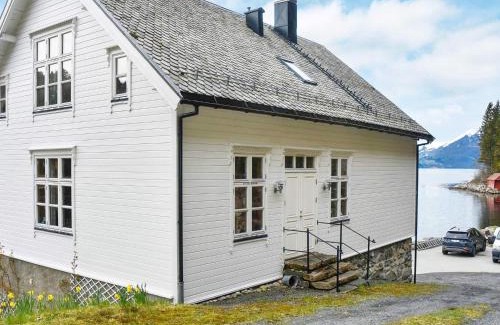 Orskog House | 8 person holiday home in Ørskog-By Traum