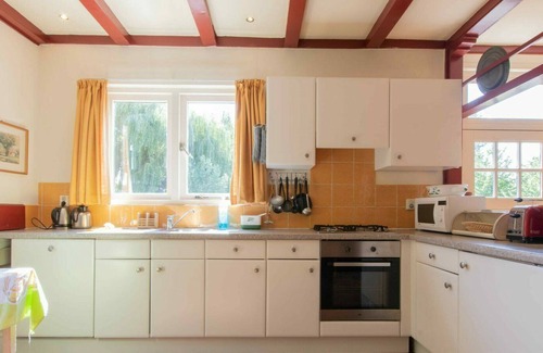 Oudelande House | 8 Persoons Landelijk gelegen familieboerderij in Oudelande