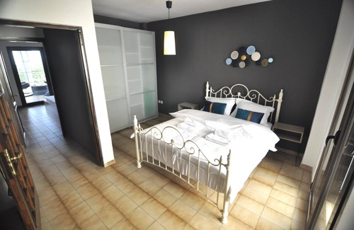 Ano Poli Apartment | #80 Kastra Apartment