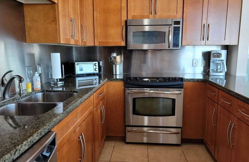 Biloxi Condo | 805oc Enjoy panoramic views of the Gulf! " Aqua Bliss "