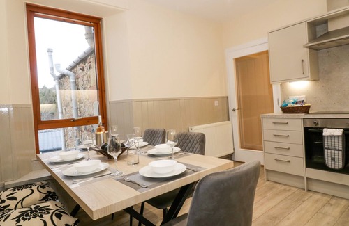Jedburgh Cottage | 85C BONGATE, with a garden in Jedburgh