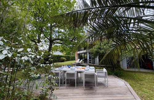 Andernos-les-Bains Ski Chalet | 950m to beach – architect house 4 adults – 4 kids
