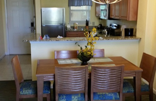 Florida Central Atlantic Coast Condo | 966 dollars/week 2-BEDRM CONDO 2 OUTDOOR HOTTUBS 3 HEATED POOLS