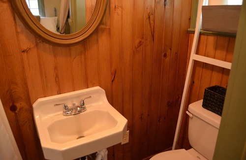 Bat Cave Cabin | #97 Rocky River Cabin