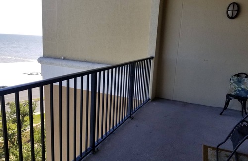 Gulfport Condo | $99 end of summer special per night,. over 250 5 star reviews