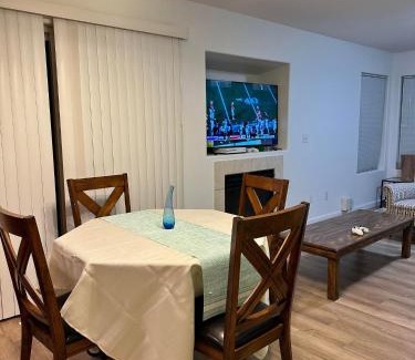 Pleasant Valley House | 993 SW Junction Place