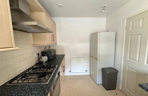 Runcorn House | A 3bed house, about 25mins drive to Cheshire Oaks, UK's largest Designer Outlet