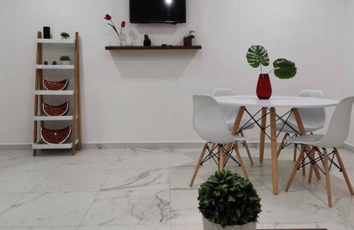Manzanillo Apartment | ¡A 5 Minutos de la Playa!