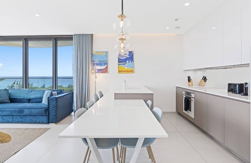 Maho Apartment | A-501 Stunning 3 bedroom facing Mullet Bay beach