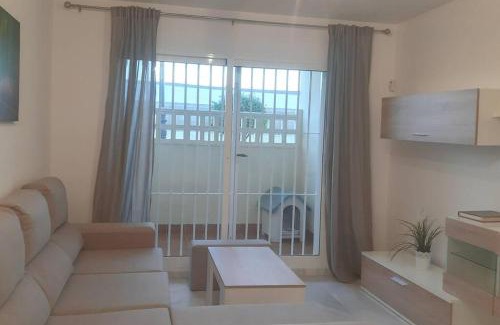 Roquetas de Mar Apartment | a 600 m de la playa y el castillo santa ana