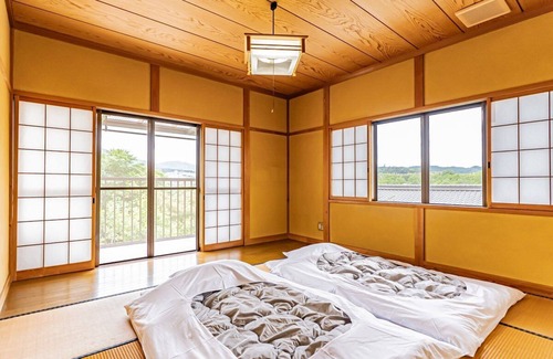 Nakatsugawa House | "A beautiful and spacious traditional Japanese house for exclusive rental. It.