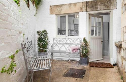 Rodborough House | A beautiful Cotswolds Cottage in Stroud