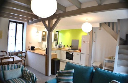Auriolles Cottage | A beautiful cottage in tranquil Bordeaux wine countryside, South West France