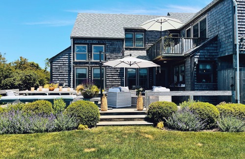 Siasconset House | A beautiful pet friendly Nantucket summer rental in the village of Sconset.