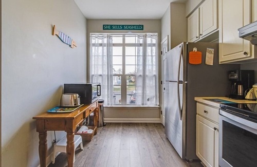 Bethany Breeze House | A Bethany Beach Gem 1.5 miles to Ocean Pickle Ball