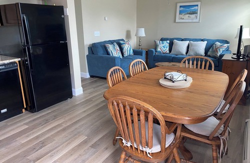 Hampton House | A Block from the BEACH!