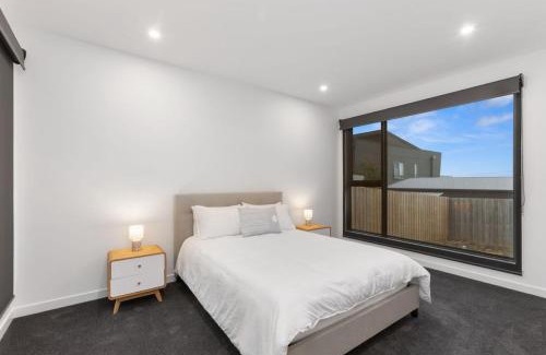 Apollo Bay House | A Box of Moonlight