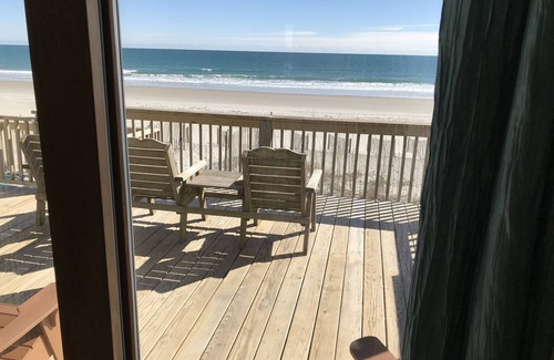 Ocean City Beach House | A Breath of Fresh Aire - the beach comes right up to your deck!