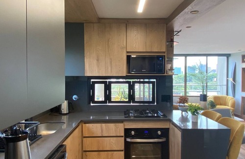 El Poblado Apartment | A/C! 550Mb Luxury El Poblado 2 Terraces Views!