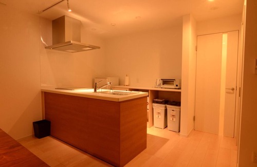 Okazaki House | A charming cluster of 5 renovated trad modern houses, Max 30 ppl, "Uan/Sora"