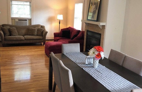 Stoneham Condo | A charming modern suburban 3 bedroom condo close to Boston
