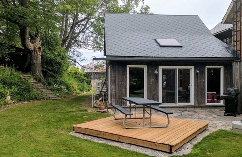 Mono House | A Charming, Rustic 140-Year-Old Carriage House