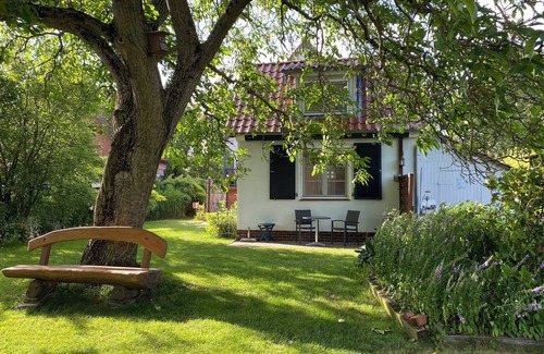 Bohme House | A comfortable, cozy tiny house in a quiet location on the edge of the village