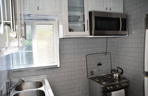 Pamphret House | A Comfortable stay at Pond View Apartment