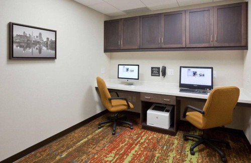 Roseville House | A comfy place near Minneapolis institutions