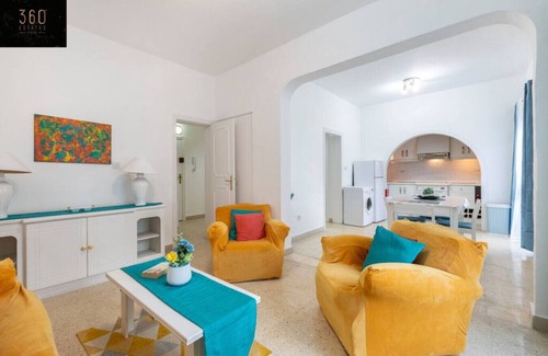 Il-Balluta Apartment | A comfy Seafront 1BR APT, in Tower Road in Sliema