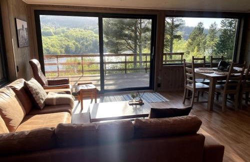 Averoy House | A cottage by the forest with a sea view !