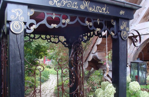 Rougegoutte Cottage | A cottage in a garden in Rougegoutte