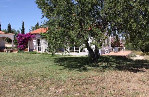 Monte Judeu Cottage | A COTTAGE IN THE LAGOS COUNTRYSIDE