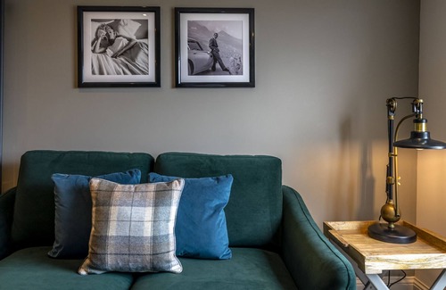 Bootham Apartment | A couples retreat that sleeps 2 guests in 1 bedroom