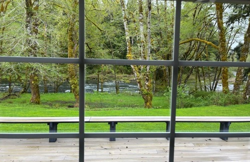 Beaver Cabin | A Cozy 2-bedroom cabin with awesome private Sol Duc River's waterfront